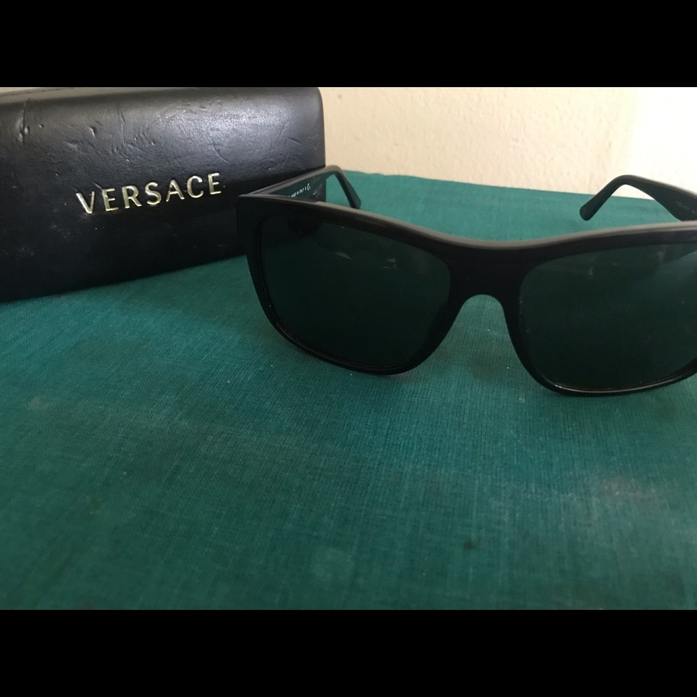 Versace plastic frame sunglasses